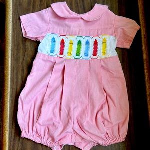 Smocked Boutique brand, Peter Pan collared, Crayon smocking.